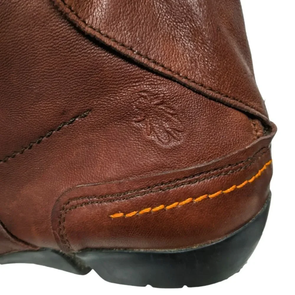 FLY LONDON Brown Leather Flat Booties 42